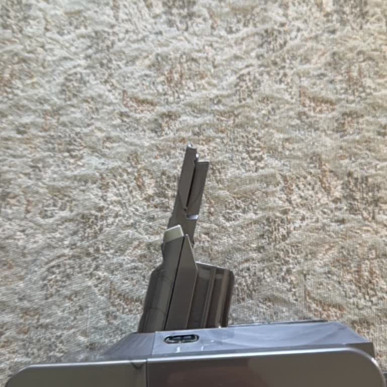 Dyson V8 Batarya Değişimi Ve Temizlik Hizmetinde Yanıltıcı Uygulama Ve İade Talebi
