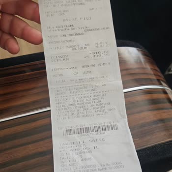 Migros'ta Çatlak Kollu Philips Ütü İçin Değişim Talebi