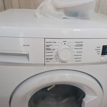 Windsor W2510 Çamaşır Makinesinde Su Isıtma Arızası Ve Plastik Parça Şişerek Deforme Olmuş