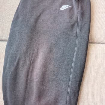 Nike Joggers Üzerindeki Hızlı Renk Solması Ve Güneş Yanığı Nedeniyle Değişim Ve İade Talebi