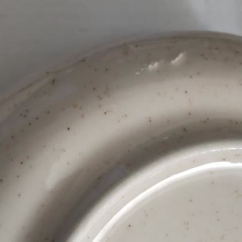 Kütahya Porselen Defolu Yemek Tabağının Değişimi Yapılmadı