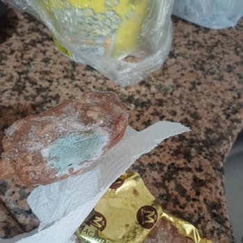 Magnum Dondurmasında Küflü Ürün Ve Ciddi Alerjik Reaksiyon