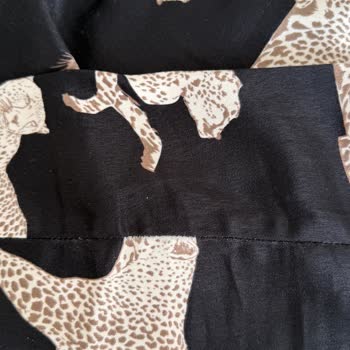 Dagi Mağazasındaki Pijama Takımının Kalitesiz Dikişleri
