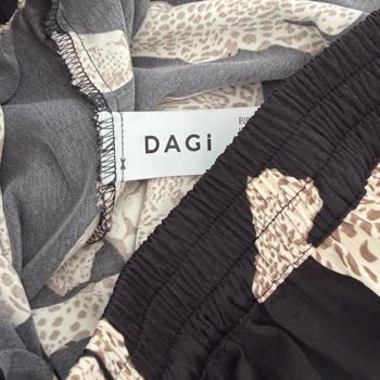 Dagi Mağazasındaki Pijama Takımının Kalitesiz Dikişleri