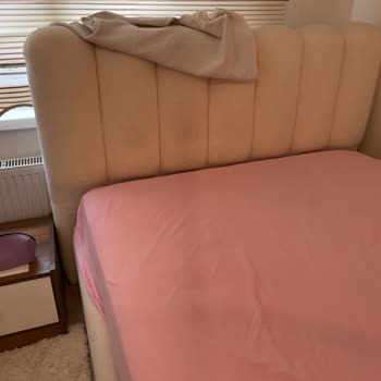 Vanilla Dream Yatak Başlığındaki Leke Sorunu: Ücretsiz Değişim İsteği