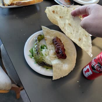 Köfteci Yusuf Şubesinde Uzun Bekleme Ve Hamburger Gelmemesi