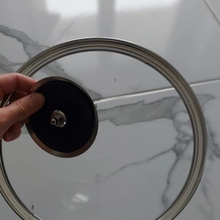 Kırık Cam Kapak İçin Garanti Kapsamında Ücretsiz Değişim Talebi