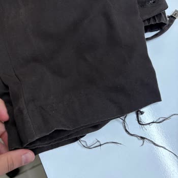 6000 TL'lik Pantolon Tek Yıkamada Renk Atması Ve Dikiş Bozulmasıyla Hayal Kırdı