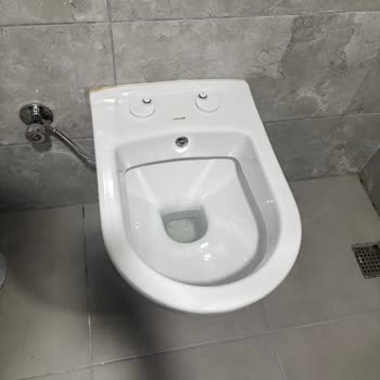 Creavit Klozet Kapağının 3 Ayda Kırılması Ve Garanti İstemi