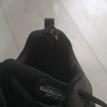 Dikiş Sökülmesi Nedeniyle Skechers Yürüyüş Ayakkabısının İade Ve Değişim Talebi