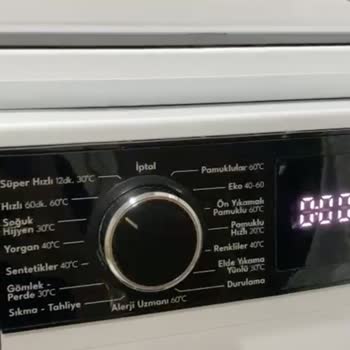 Garanti Kapsamındaki Çamaşır Makinesi Sürekli Çalışmıyor, Servis Çözümü Bekliyor