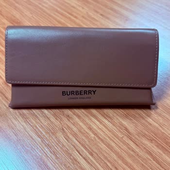 Atasun Optik Burberry Güneş Gözlüğünün Çerçevesindeki Sürekli Yamulma Ve Değişim/İade Talebi