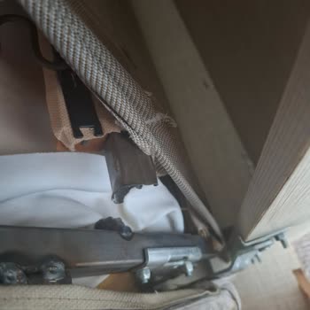 Mondi Koltuk Takımında Kırılan Profil Ve Ayak, Ücretli Servis İsteği