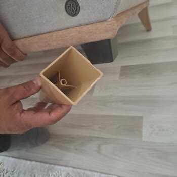 Mondi Koltuk Takımında Kırılan Profil Ve Ayak, Ücretli Servis İsteği