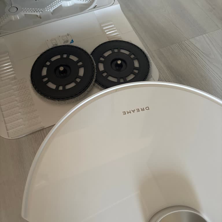 Servis Sonrası Robot Süpürge Mop Pedleri Sorunuyla Geri Döndü