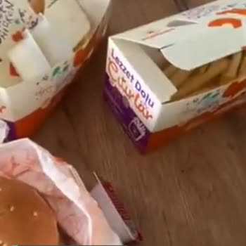 Popeyes Eksik Ürün Yollamış!