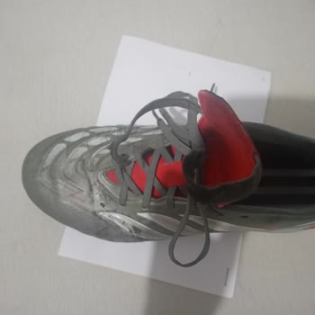 Adidas Kramponunun Lastiği Kısa Sürede Kopmuş, Kullanıcı Hatası İddiası Reddedildi