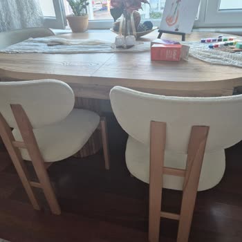 Moda Design’da Yırtık Koltuk, Kısa Sandalye Ayağı Ve Renk Uyuşmazlığına Çözüm Bekleniyor