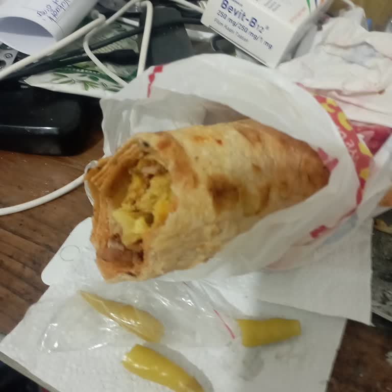 Sert Patates Ve Tazeliği Olmayan Döner Nedeniyle Sağlık Endişesi