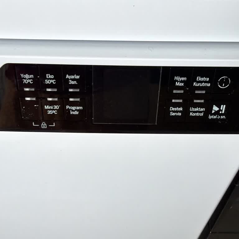 Bulaşık Makinesi Ön Panel Yazıları Silindi, Ücretsiz Ekran Değişimi Talep Ediyorum