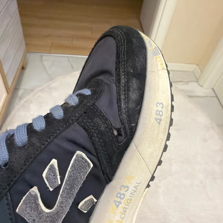 Premiata Spor Ayakkabılarda Dikiş Açılması Ve Tekrarlanan Reddetme Yanıtları