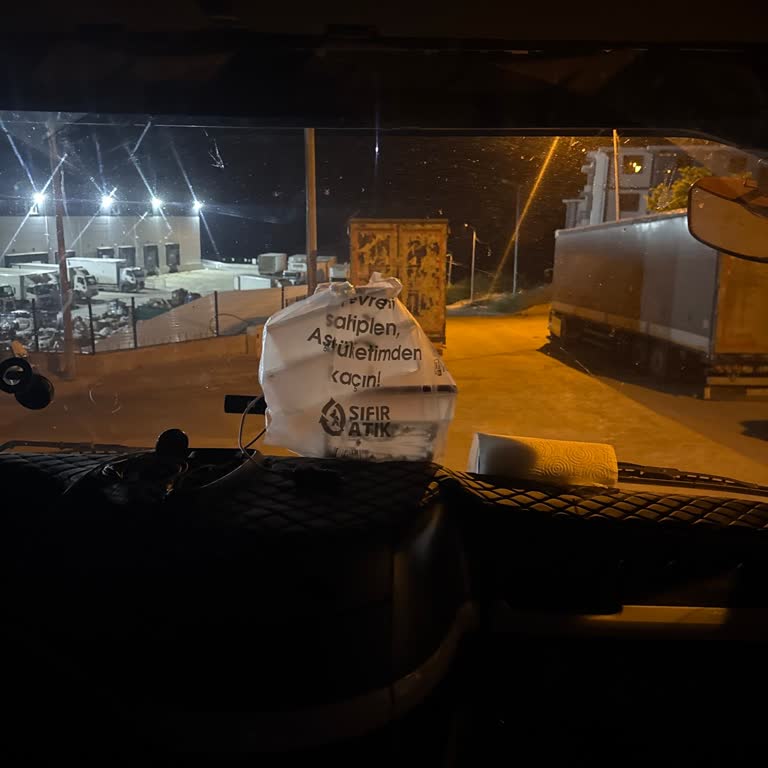 A101 Gümüşova Depo Tır Girişi Engelleniyor, 16 Saat Bekleme Ve Mağduriyet