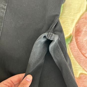 Yüksek Fiyatlı Denim Pantolon Tek Kullanımda Renk Soldu, İade Reddi