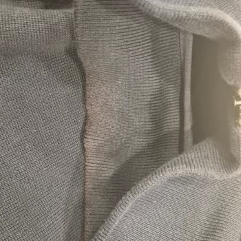 Kullanılmayan Montun Yaka Rengi Değişti Ve Mağaza Değişim Reddi