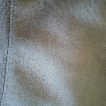 İlk Yıkamada Sweatshirt Deforme Ve Renk Soldu, Kullanılamaz Hale Geldi