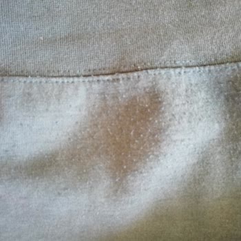 İlk Yıkamada Sweatshirt Deforme Ve Renk Soldu, Kullanılamaz Hale Geldi