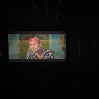 Cineverse Salonunda Düşük Parlaklık Ve Görüntü Sorunu Nedeniyle İade Talebi