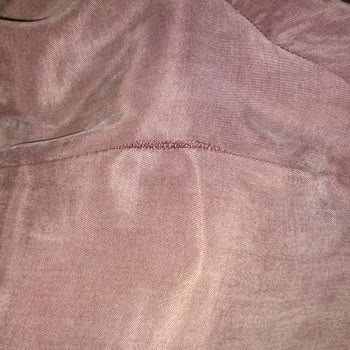 İpek Elbisede Dikiş Ayrılmaları Ve Müşteri Hizmetlerine Ulaşılamaması