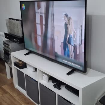 Yan Açılarda Beyazlaşan Ekran Ve İzlenemez Görüntü Şikayeti