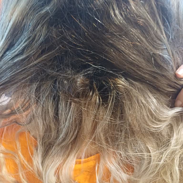 Silivri'de Diva Kuaför'de Renk Hatası Ve Saç Hasarı: 6000 TL Ücretin Yarım İadesi Talebi