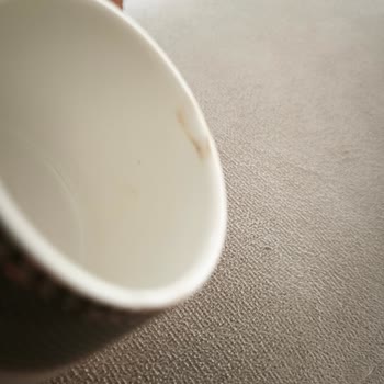 Kısa Sürede Çatlayan Fincanlar Ve Hijyen Endişesi