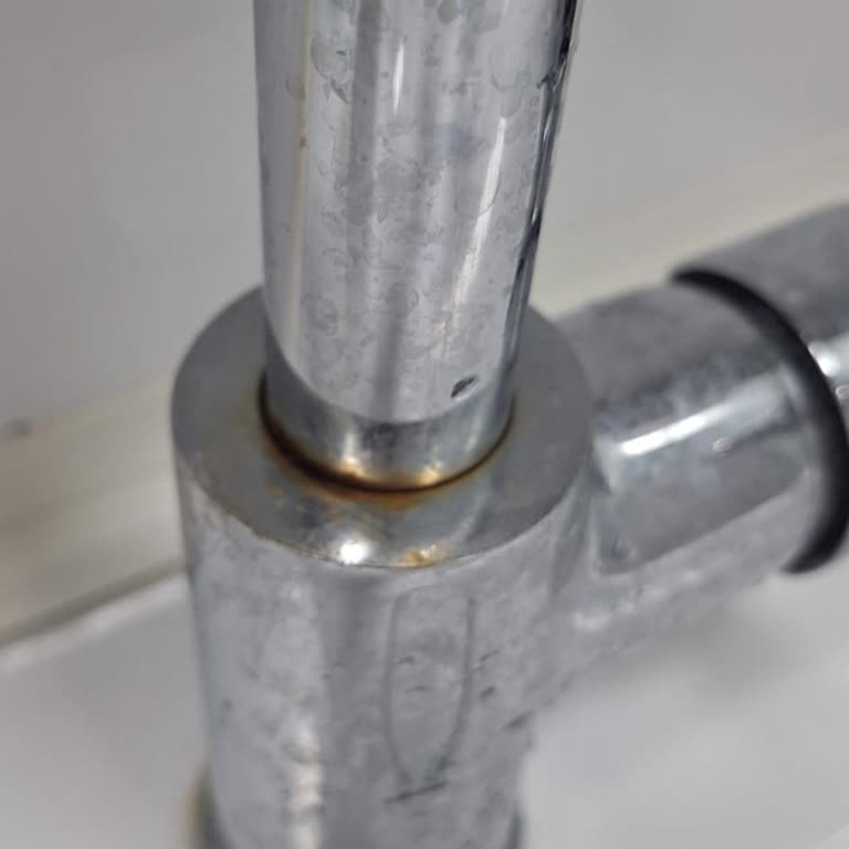 Kale Banyo Bataryasında Paslanma Ve Haksız Kullanıcı Hatası