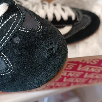 Vans Ayakkabım Kısa Sürede Açıldı, Mağaza Değişim Talebimi Reddetti
