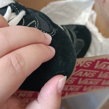 Vans Ayakkabım Kısa Sürede Açıldı, Mağaza Değişim Talebimi Reddetti