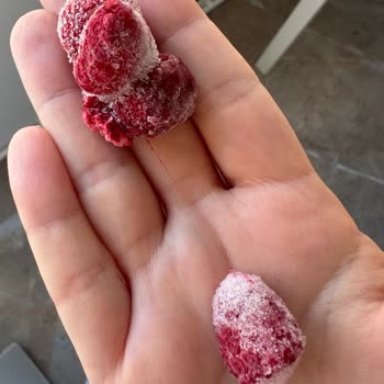 Superfresh Dondurulmuş Frambuazda Plastik Parça Ve Çocuk Sağlığı Endişesi