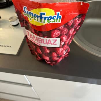 Superfresh Dondurulmuş Frambuazda Plastik Parça Ve Çocuk Sağlığı Endişesi
