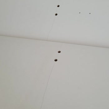 Parçalar Eksik Ve Hasarlı Olduğu İçin TV Ünitesi Kurulumu Tamamlanamadı, İade Bekleniyor