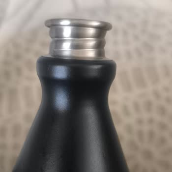 Stanley Termosunun Kapağı Açılmıyor ve Satıcı Kapandığı İçin Çözüm Bulunamıyor