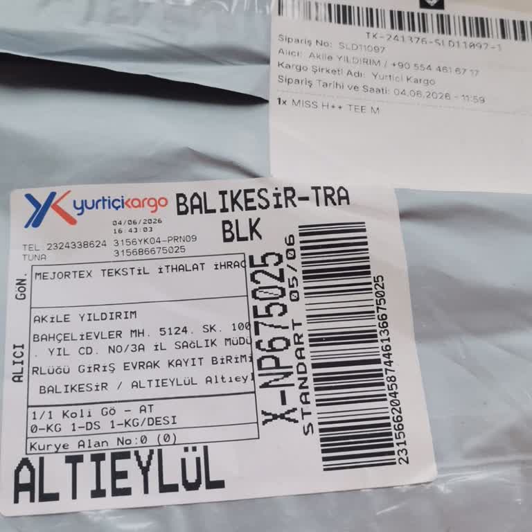Beden Küçük T-Shirt İadesi İçin Geri Dönüş Yapılmadı