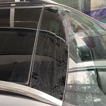 Mercedes EQB AMG Camı Kırıldı, Güvenlik Riski Ve Ücretsiz Değişim Talebi