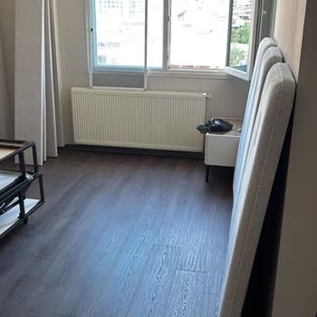 Vivense Yatak Odası Takımında Eksik Ayaklar ve Çizik Şifonyer Sorunu Çözülmedi