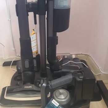 Garanti Kapsamında Philips Aqua Trio 9000 Süpürge Çalışma Ve Kapanma Problemi