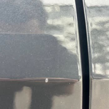 Aracımda Çizikler Teslim Edildi, Bayi Cevapsız Bıraktı