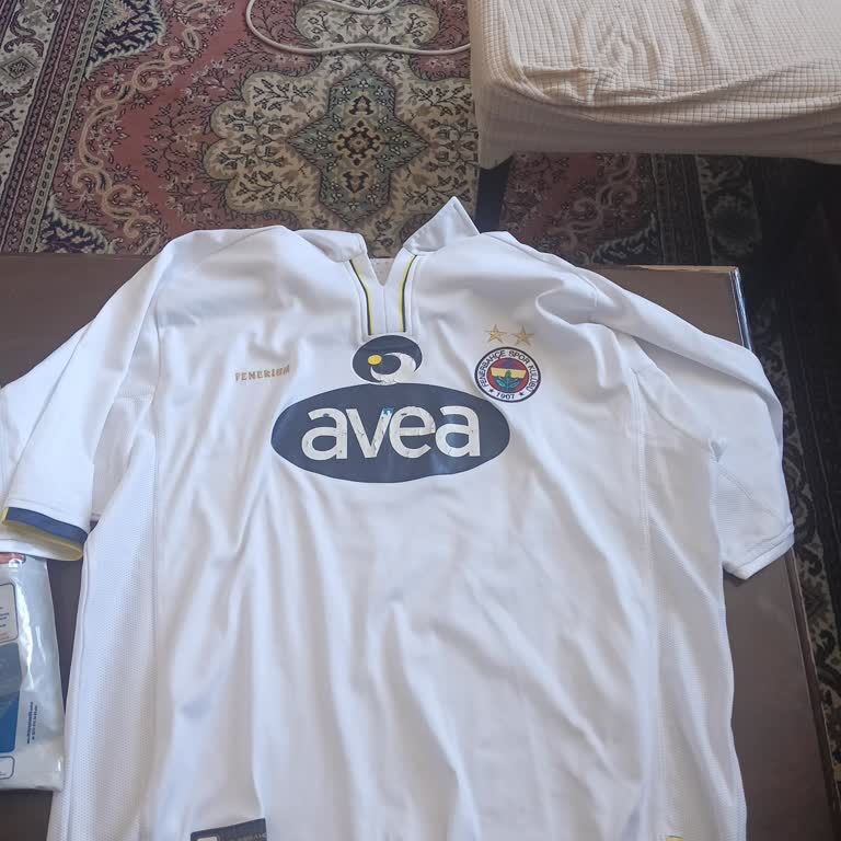 Yanlış Oyuncu İsimli, Beden Ve Sponsorlu Fenerbahçe Forması Gönderildi