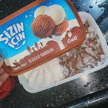 Buzlanmış Dondurma Ve Cevapsız Müşteri Hizmetleri
