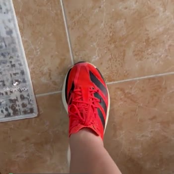 Adidas Adizero Adios Pro 3 Tabanda Karbon Kırıldı